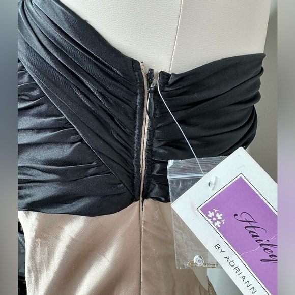 Vintage NWT Adrianna Papell Champagne Black Asymmetrical Neckline Gown Dress - Picture 9 of 14